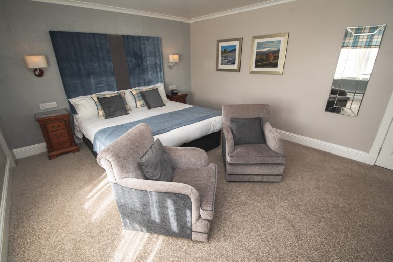 Luxury Bedroom in Aberdeen City Center | Aberdeen Douglas Hotel